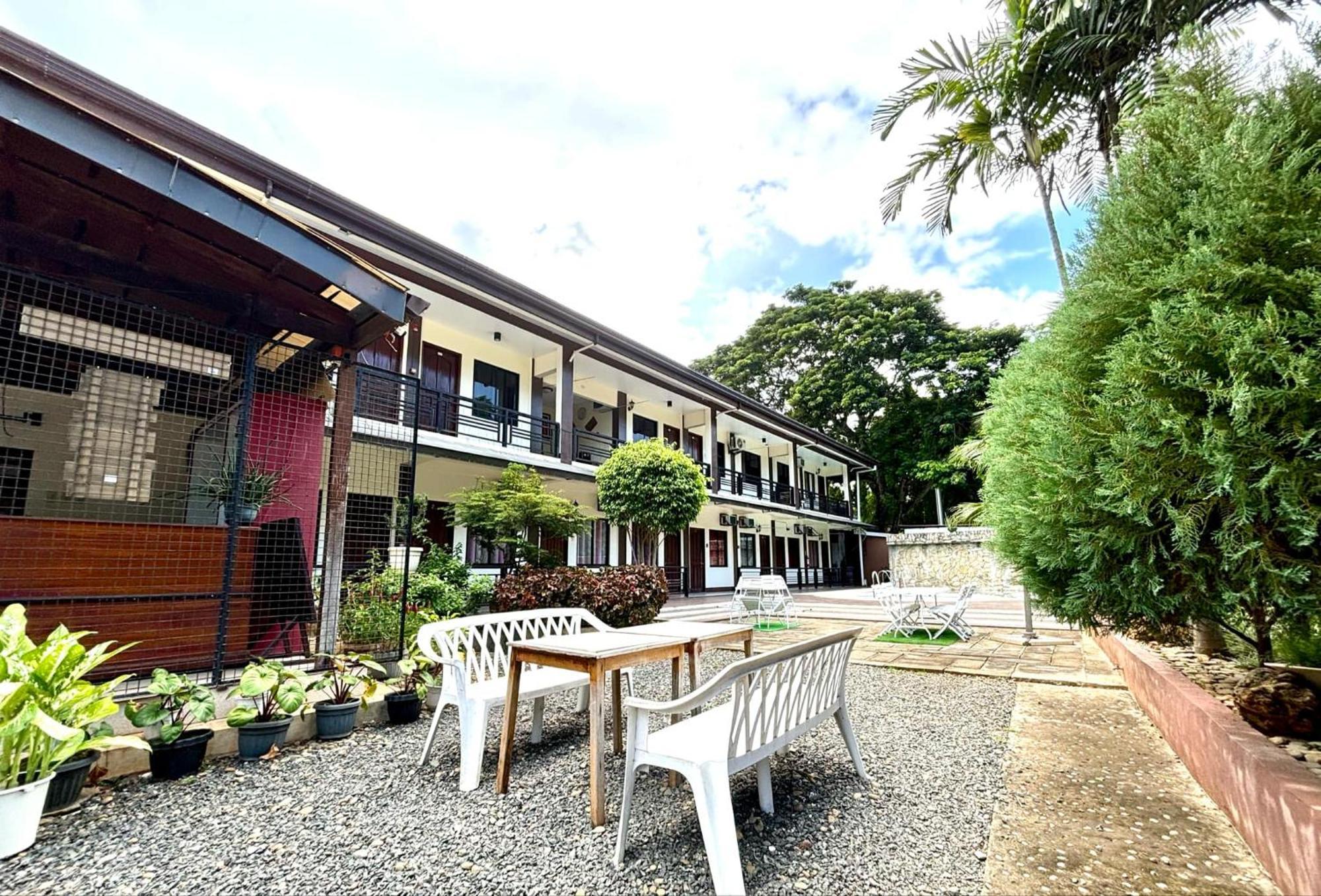 Diakopes Inn Puerto Princesa ภายนอก รูปภาพ